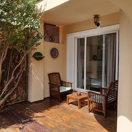 Hébergement de vacances 03573 3km From The With Sea Views And Jacuzzi!!!! *