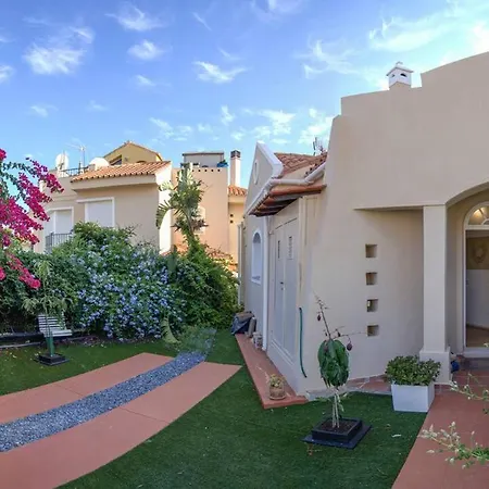 03573 3km From The With Sea Views And Jacuzzi!!!!